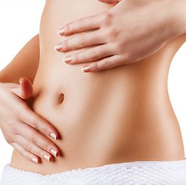 Straffer Bauch einer Frau
