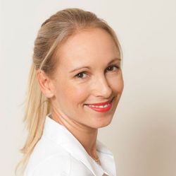 Dr. Michaela Wiednig